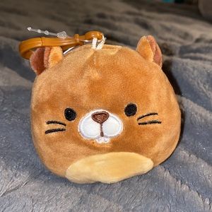 Squishmallow “Chip” Beaver
3.5” clip
BNWT